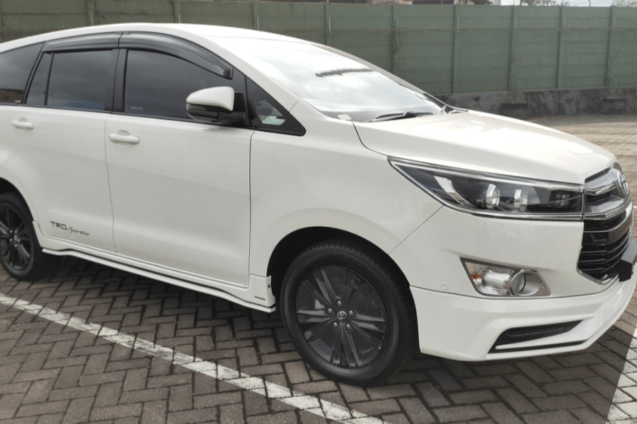 Toyota Innova Reborn (8 Hours)